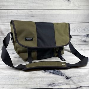 Timbuk2 Classic Medium Messenger Bag